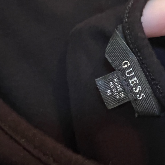 Guess Top Off Shoulder Cut Out Long Sleeve - Picture 5 of 5